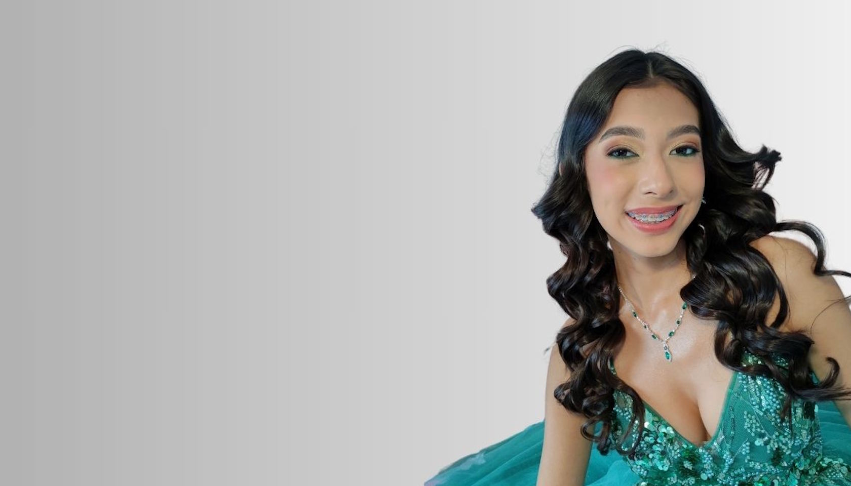 banner quinceañeras